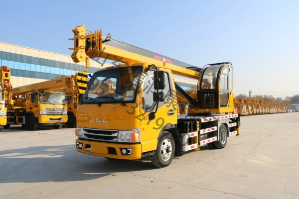 藍(lán)牌K5噸汽車(chē)吊 江淮