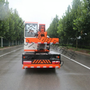 藍(lán)牌K5噸汽車(chē)吊 東風(fēng)多利卡